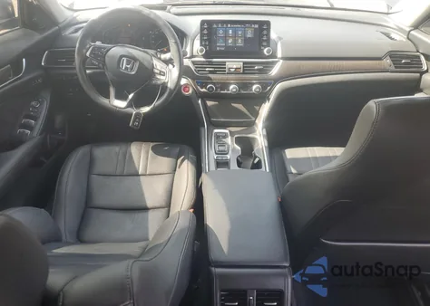 2022 Honda Accord Touring z USA, uszkodzony, nr VIN 1HGCV2F99NA005555